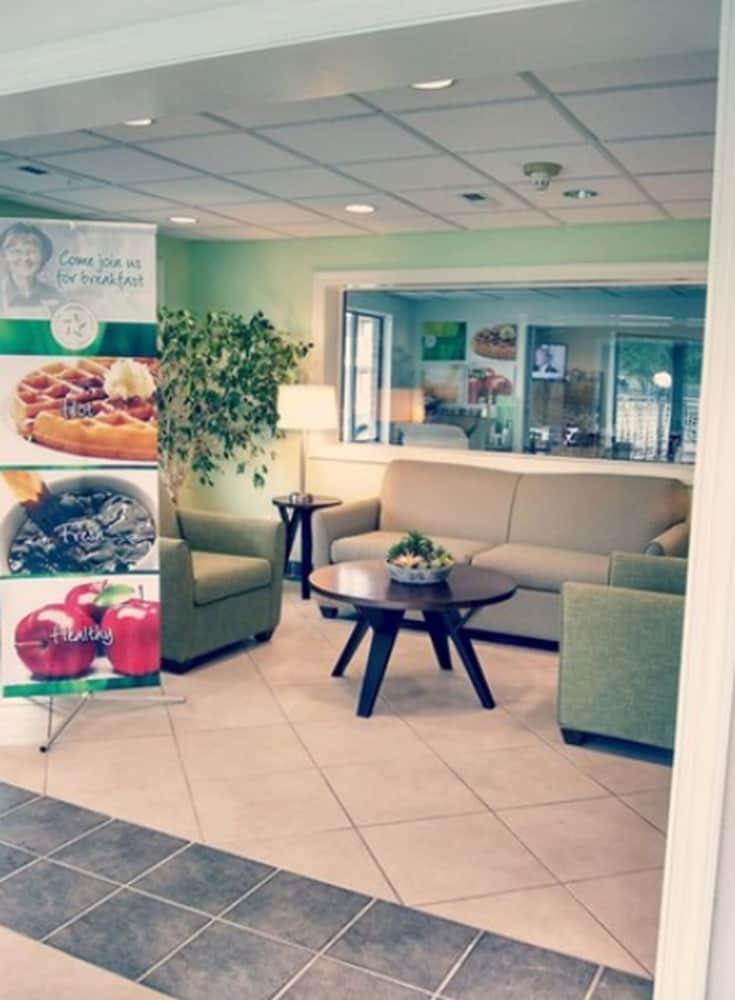 Quality Inn Little Creek Вирджиния-Бич Экстерьер фото