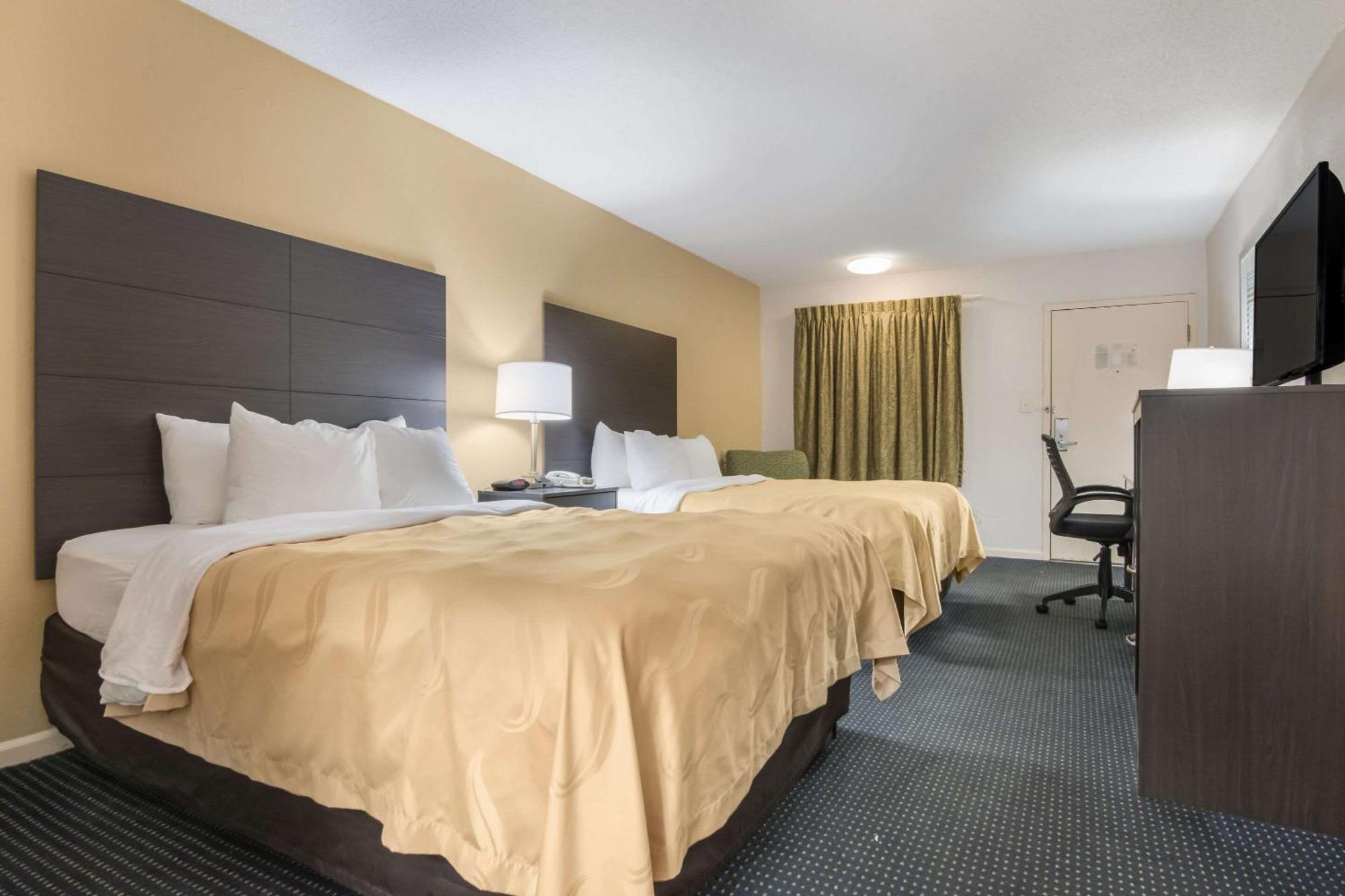 Quality Inn Little Creek Вирджиния-Бич Экстерьер фото