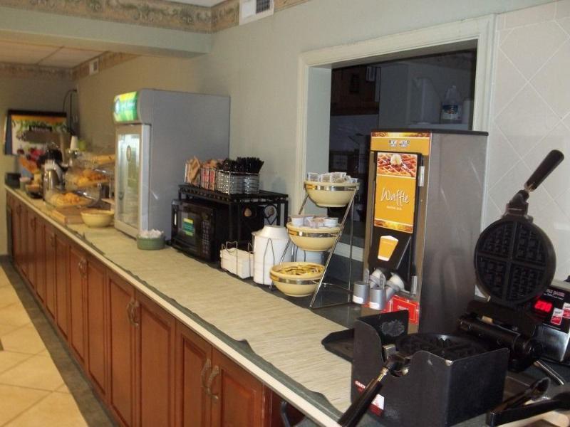 Quality Inn Little Creek Вирджиния-Бич Экстерьер фото